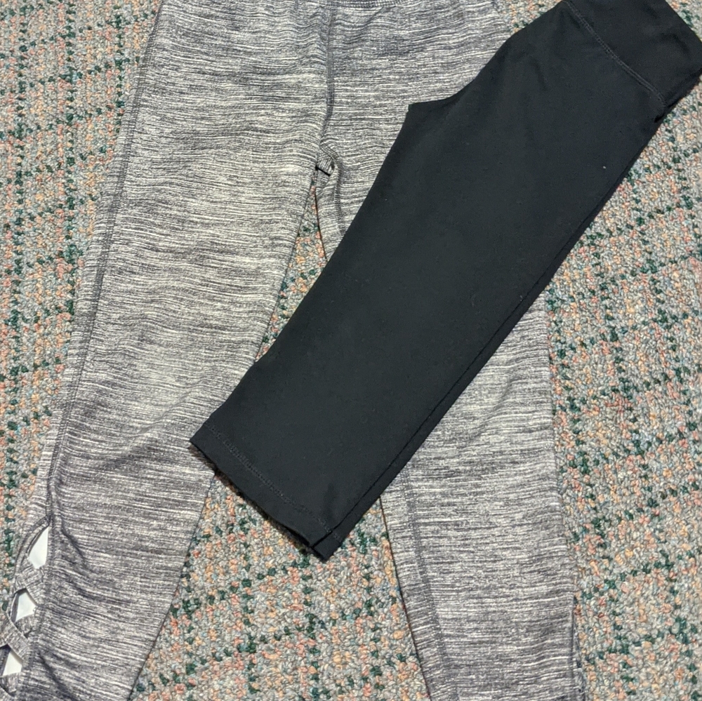 Used youth athletic leggings sz 6-7